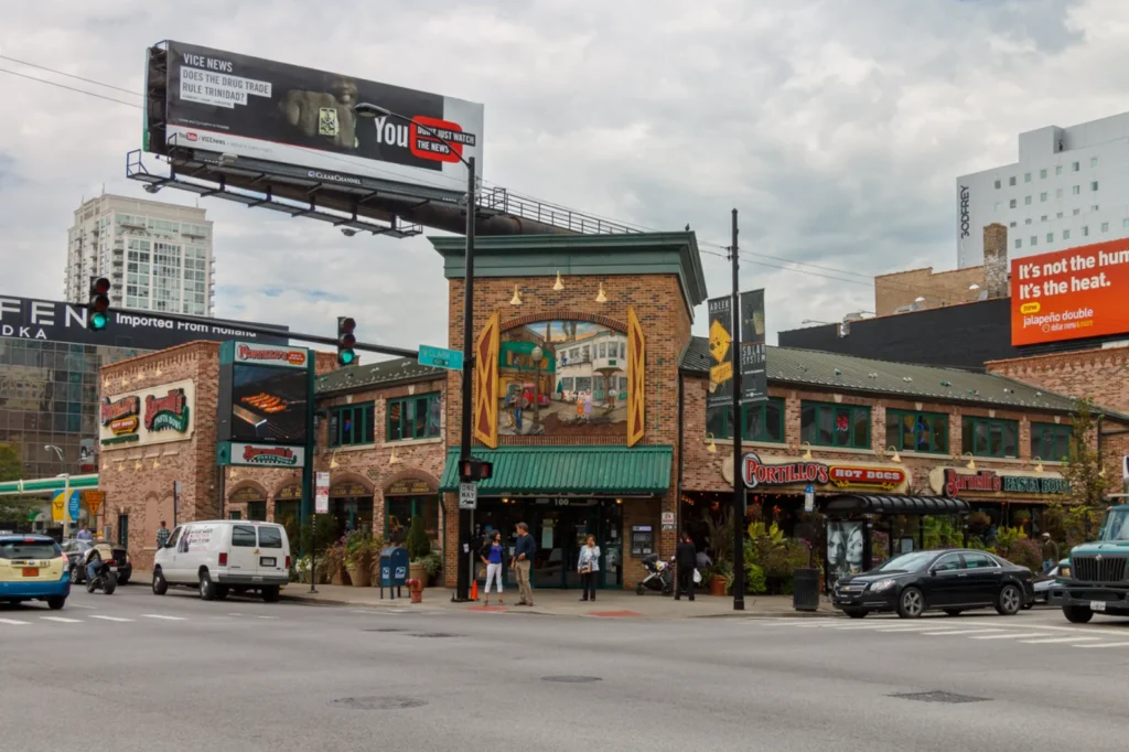 cleaning services north center